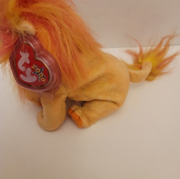 Ty Beanie Babies (2000) "Bushy" the Lion. Set of 2. Small has tag protector. EUC - Picture 10 of 14